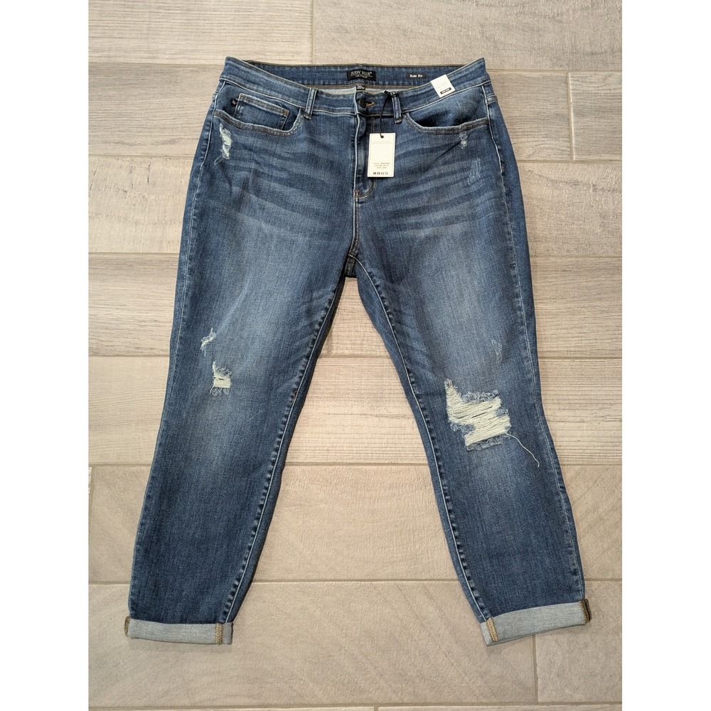 Judy Blue Distressed Jeans